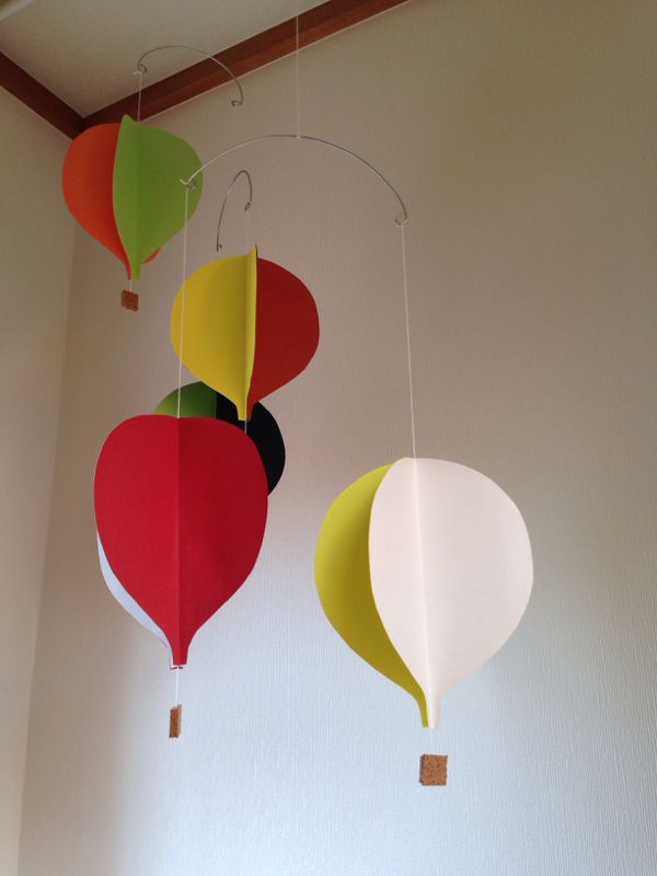 神奈川のラッピング・ペーパークラフトのワークショップ：癒しのインテリア気球モビールづくりCraftie クラフティ