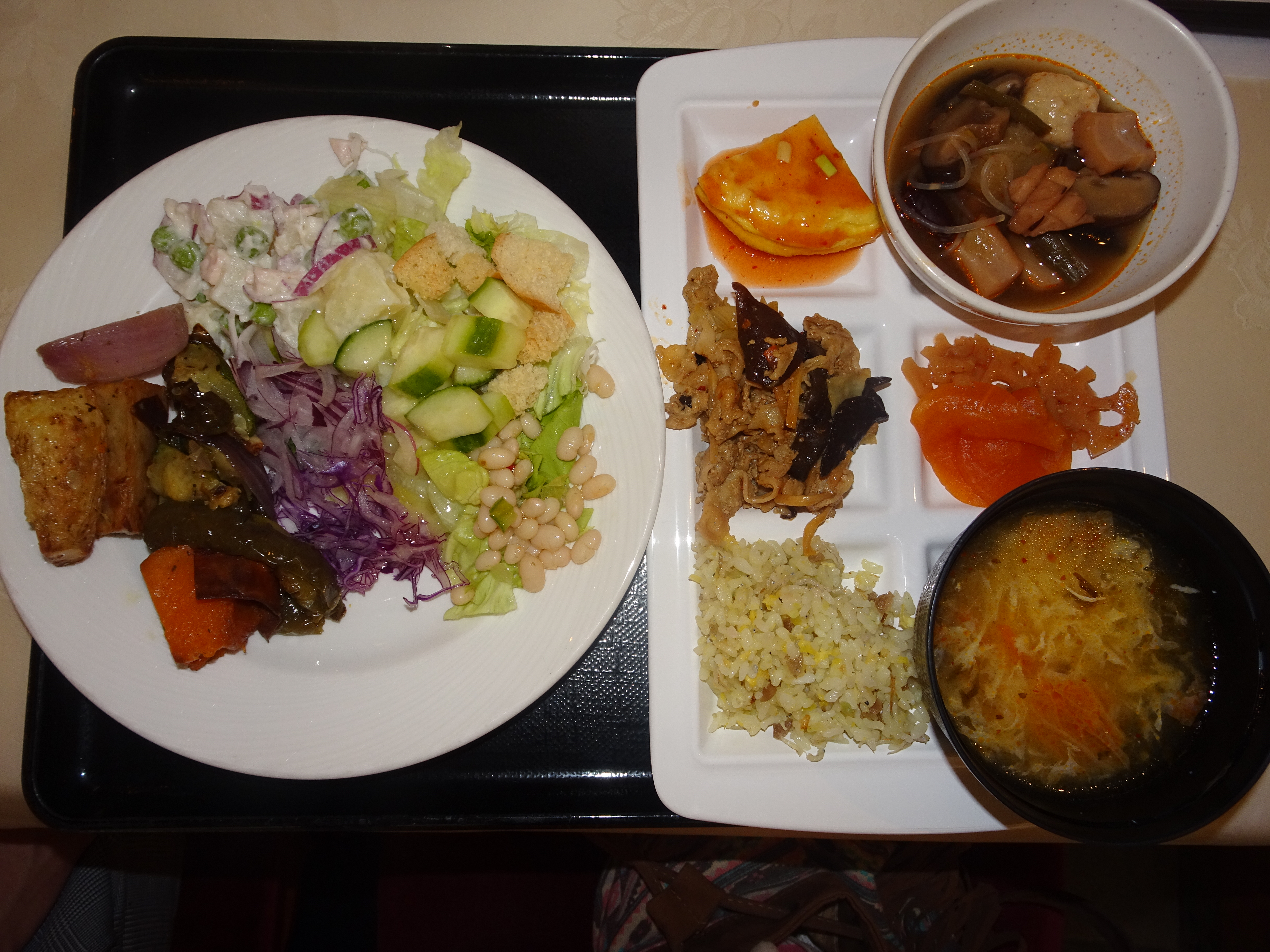 有料外航船の船内食事 10枚Part ３チャールズ航海士 方向音痴