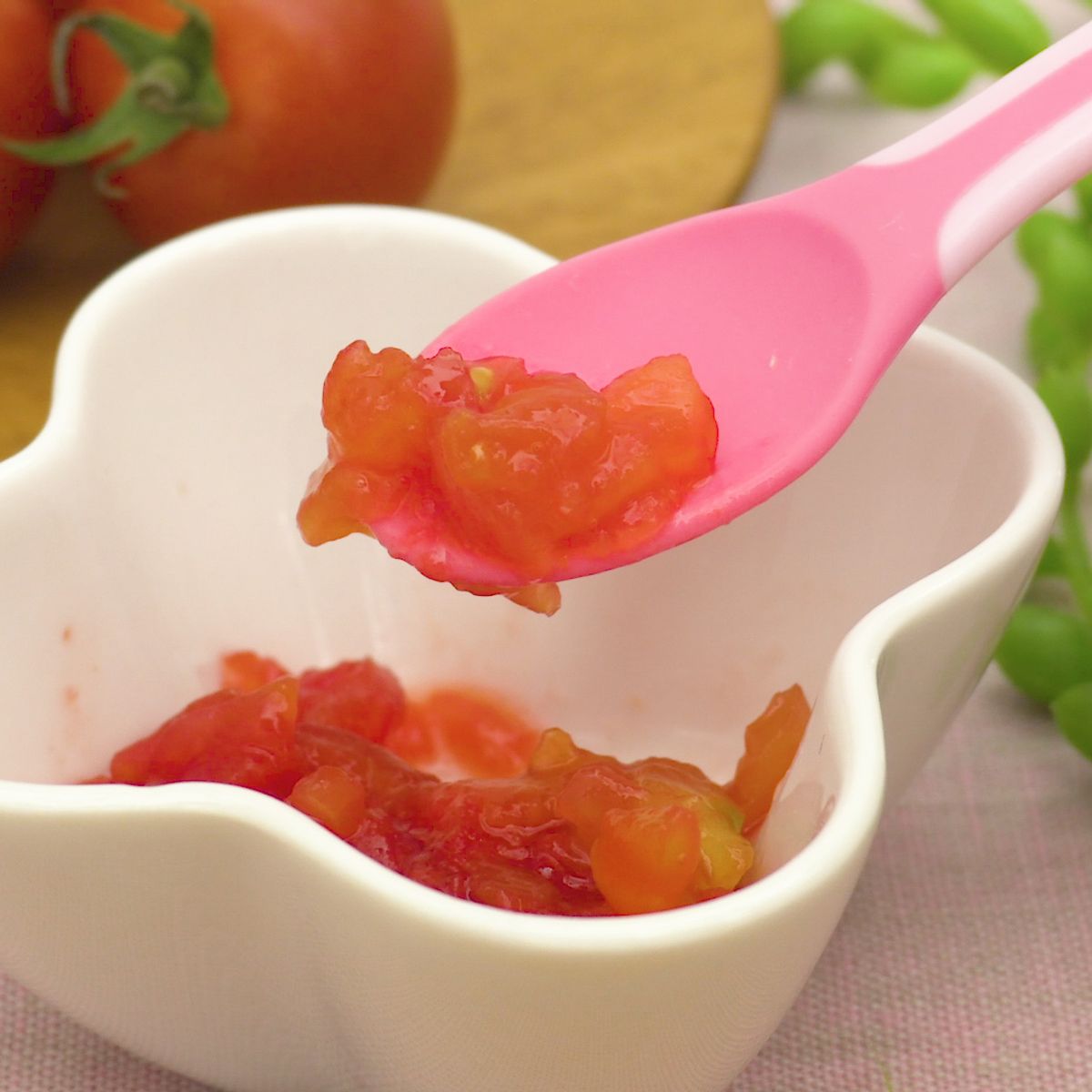 離乳食初期からＯＫの「トマト」は栄養満点！調理方法や月齢別レシピをご紹介トモママ - トモママ