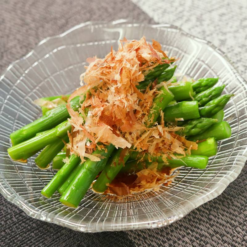 冷やしておいしい！アスパラのおひたし