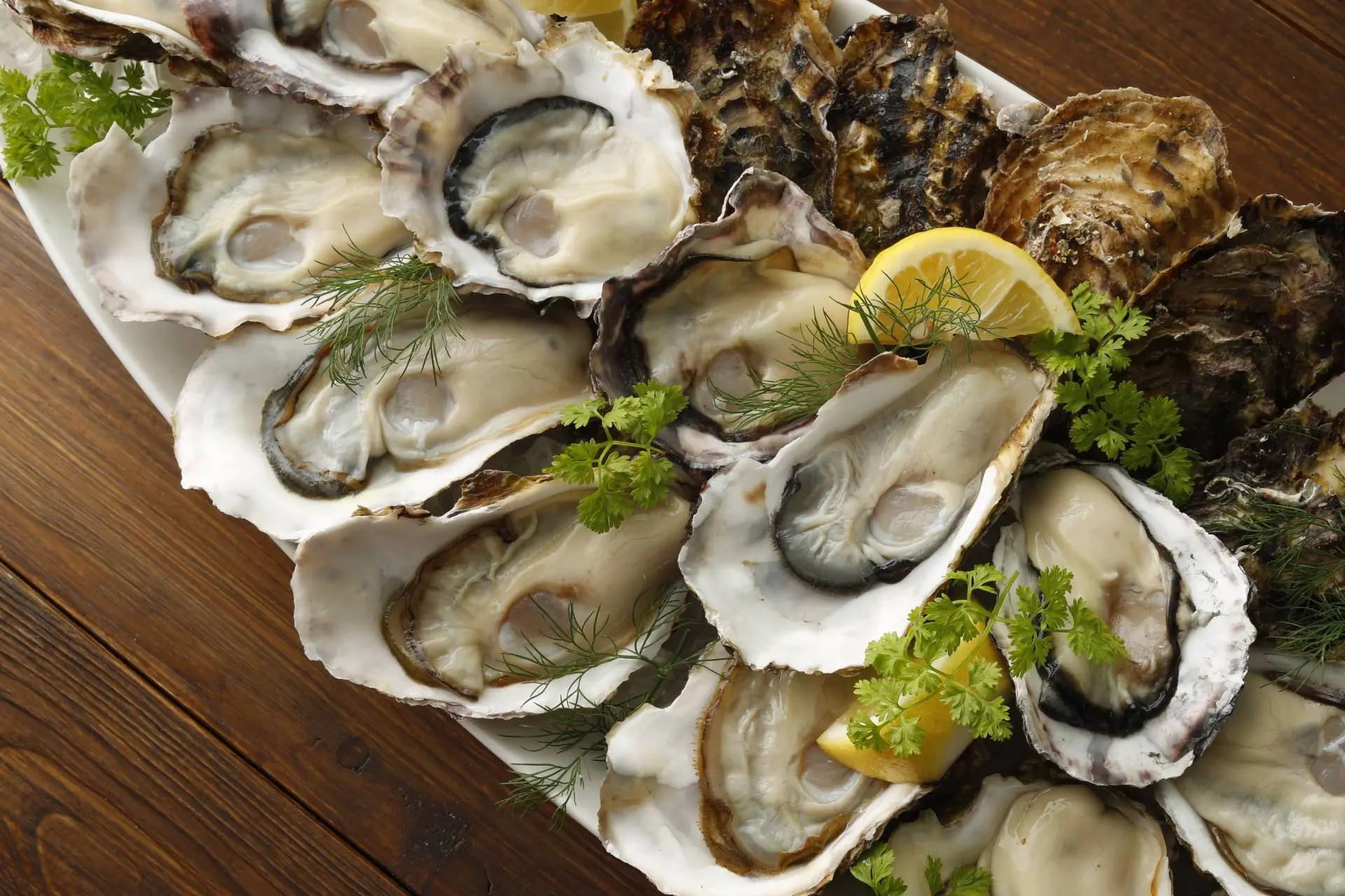 オイスターテーブル 上野さくらテラス店 上野 オイスターバー ネット予約可ヒトサラ