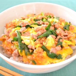 とりそぼろ丼 – търсенеX