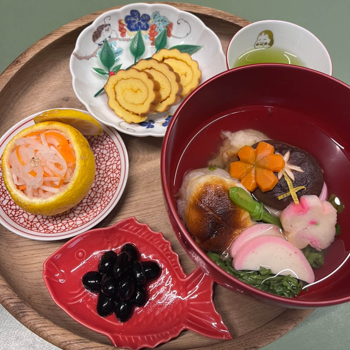 あけましておめでとうございます☆おせち料理・ひとり御膳♡大晦日と元旦のおうちごはん♡関東風お雑煮♡すき焼き♡年越しそば♡蟹鍋♡200%ソウルメイト♡愛され妻プレミアムコーチング