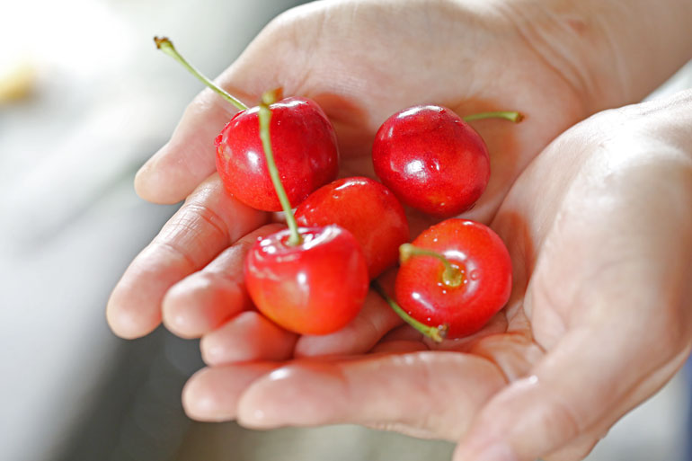 毒や有害物質が?! 食べ方を誤ると危険性のある食べ物24エスクァイア日本版