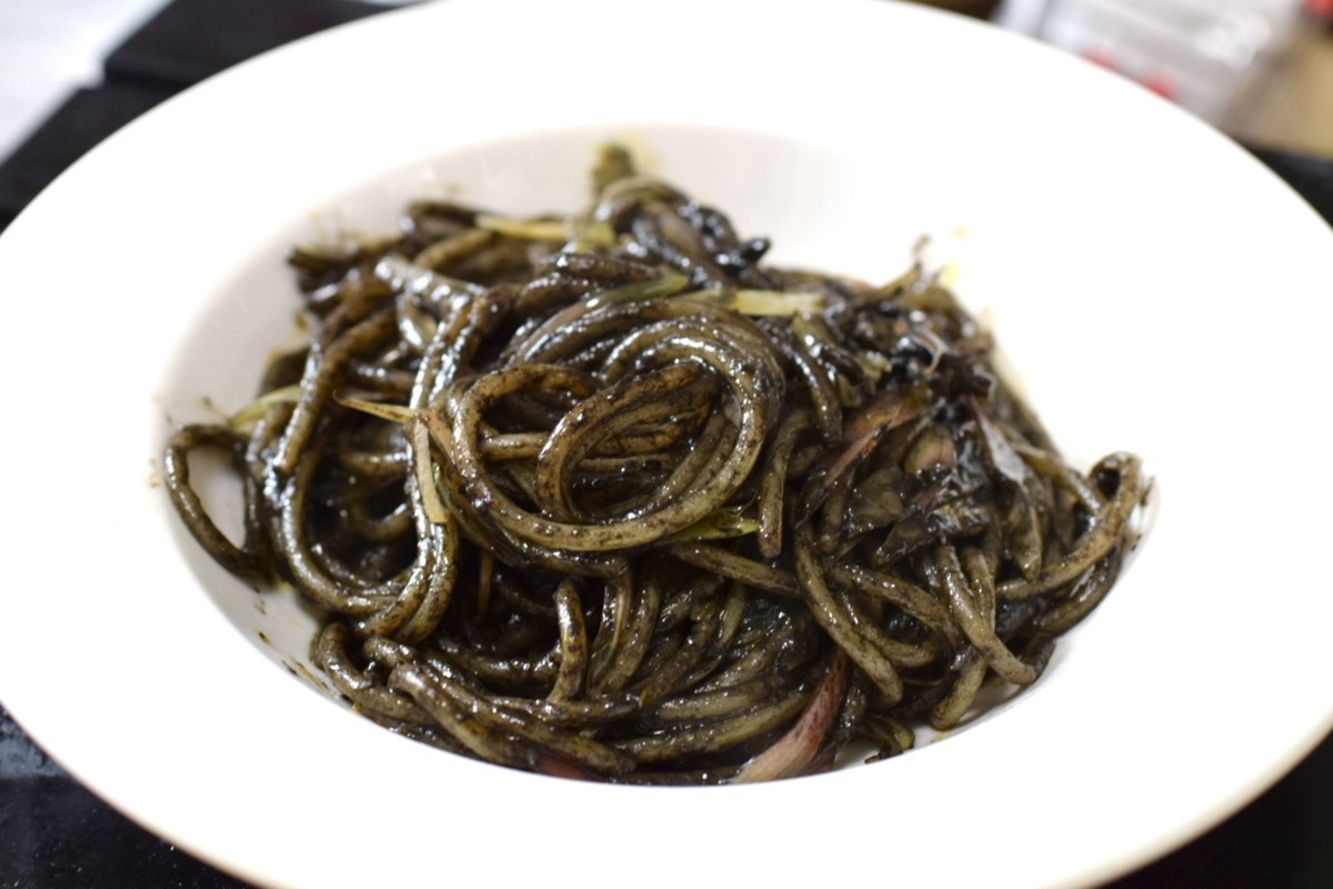 イカ墨パスタを極める！プロが教える本格レシピと失敗しないポイント - パスタの聖書