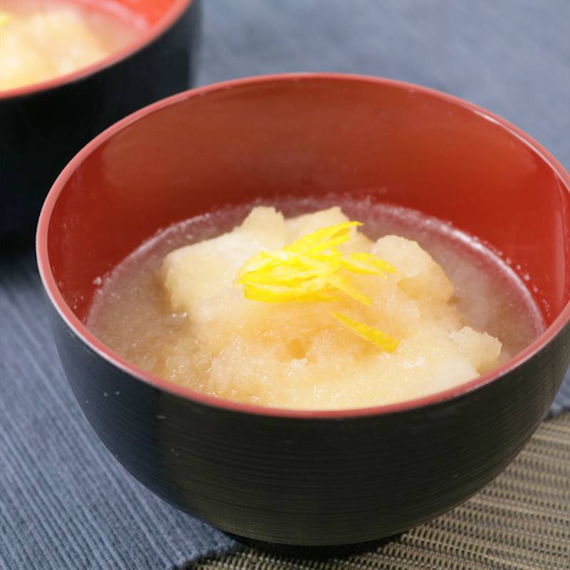 関西の雅な白みそのお雑煮。具材や味付け、レシピを紹介