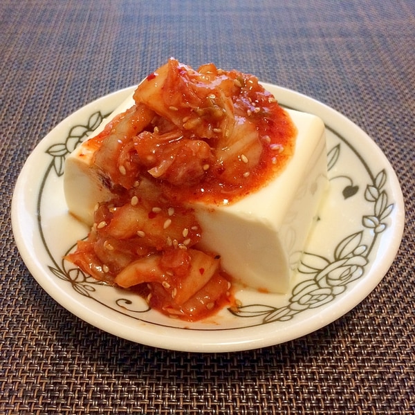 さっぱり食べる！キムチと大葉の冷奴★