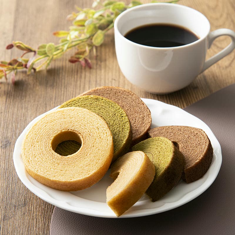 茶輪 化粧箱入 匠、宇治彩菜