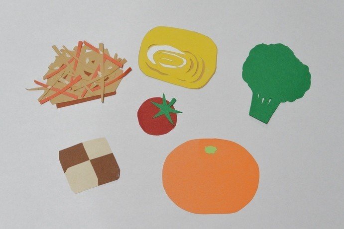 壁面飾り おべんとうバス 保育園 - 壁面屋のんminne byGMOペパボ 国内最大級のハンドメイド・手作り通販サイト