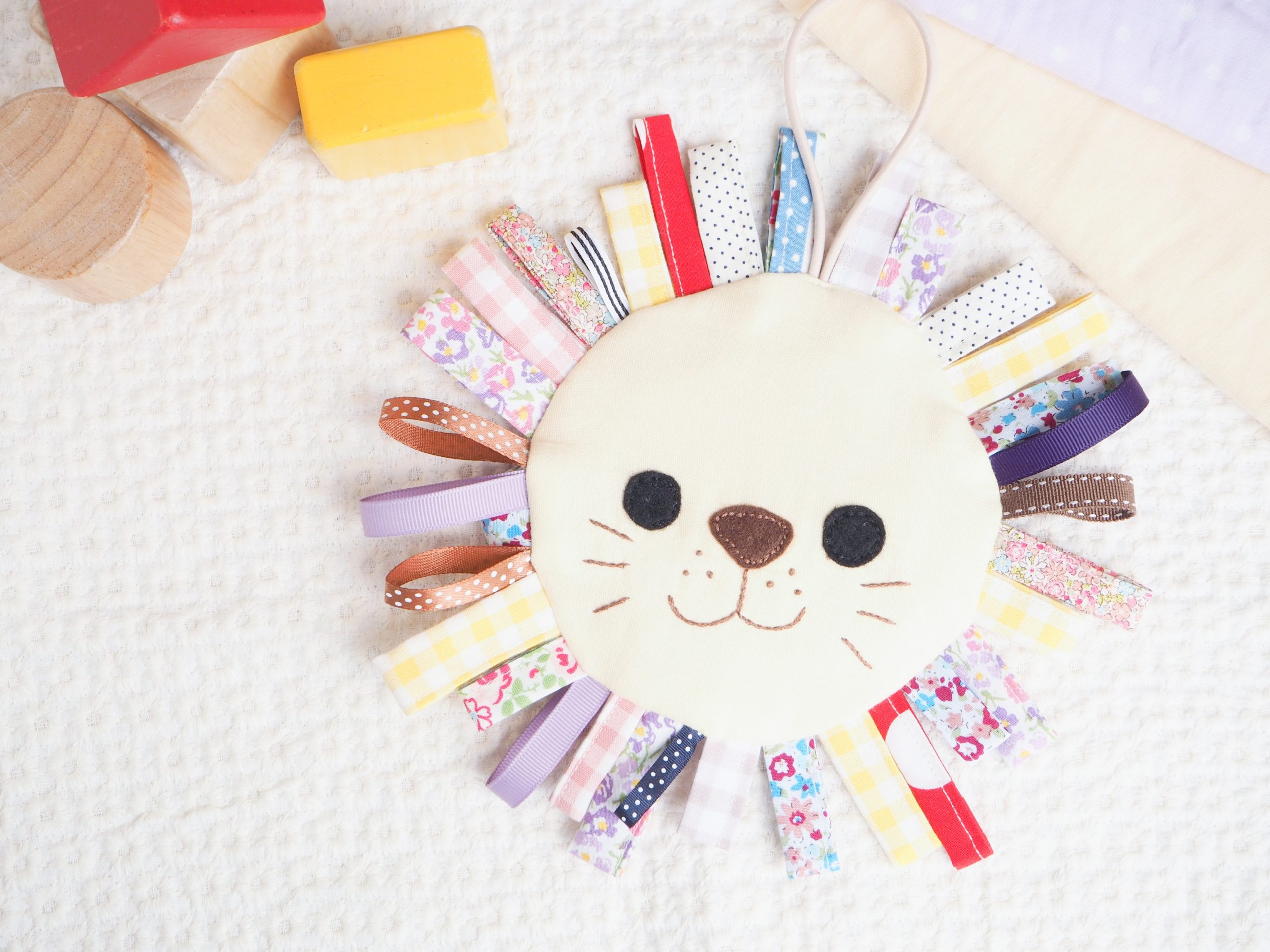 ペットボトル工作けん玉の作り方 お家で遊べる簡単な手作りおもちゃ◇夏休みの工作♪ DIY海外Tips☆DIYエコスローライフ