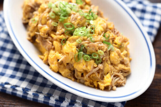 小松菜とむき海老とふんわり卵の旨塩にんにく炒めクラシル