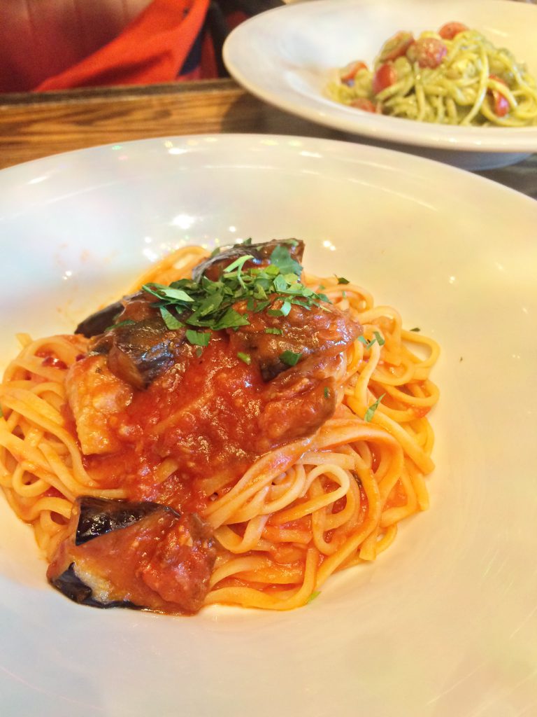 RIGOLETTO WINE AND BARmarunouchiHOUSE丸の内ハウス -marunouchiHOUSE丸の内ハウス