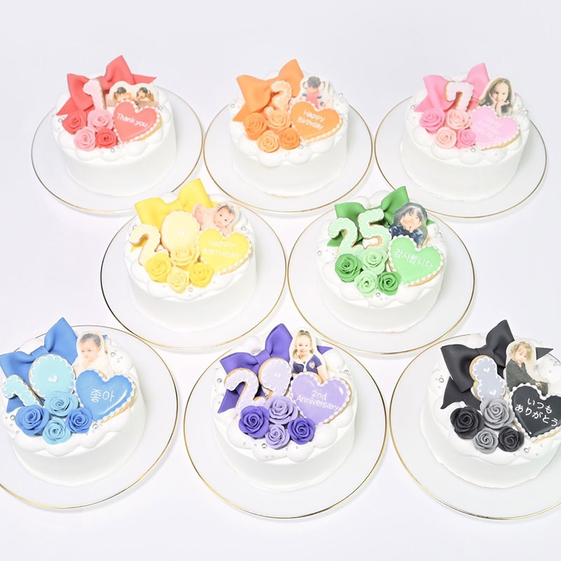 purple cupcake🧁💜 ・ ・ シルバーと紫の大人っぽいケーキ ・ ・ 王冠やバラが可愛すぎるオリジナルケーキロンドンカップケーキロンドンカップケーキ名古屋ロンドンカップケーキkawaiicakestagraminstasweetkawaiifoodcutefoodかわいいケーキ