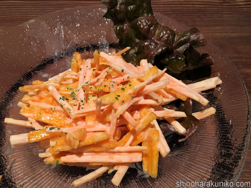 にんじんとカラムーチョの簡単サラダ