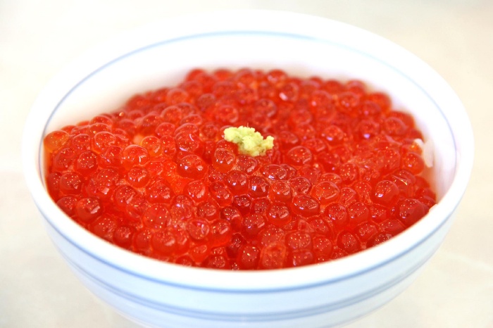 2貫同時に作る 寿司職人の軍艦巻き寿司の作り方 How to make sushi