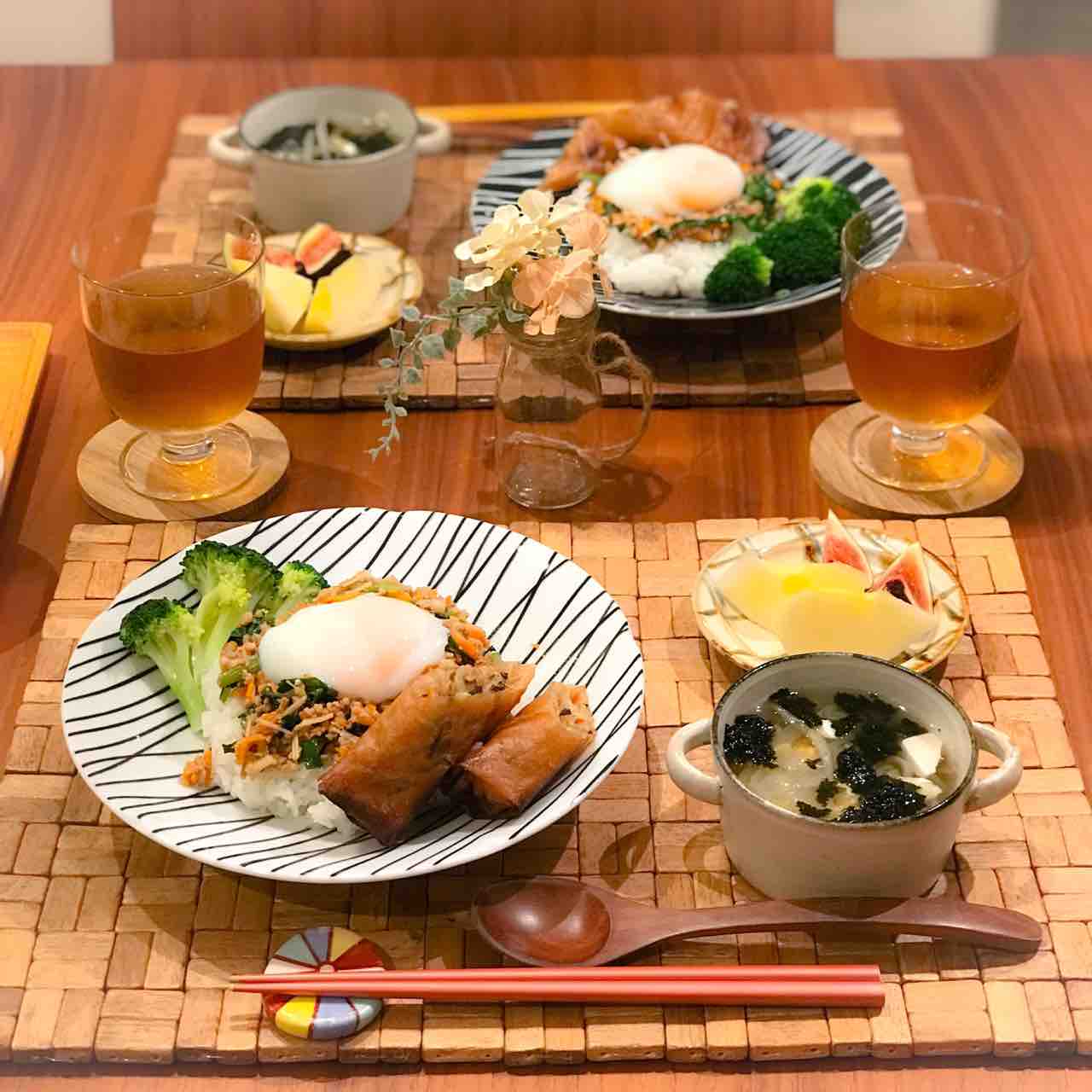 こんにちは！ ベビーカレンダーです。 今日の離乳食は「ぶりの照り焼き」です。 ぶりは栄養満点で良質なタンパク質を含んでいます🐟さらにタウリンやビタミンも豊富な食材なので栄養たっぷりの1品になります！ ◼︎◼︎◼︎ぶりの照り焼き◼︎◼︎◼︎ 離乳食1歳〜1歳6