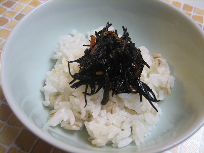 基本からアレンジまで！思わずつくりたくなる「しそひじき ゆかり」のレシピ集クックパッド