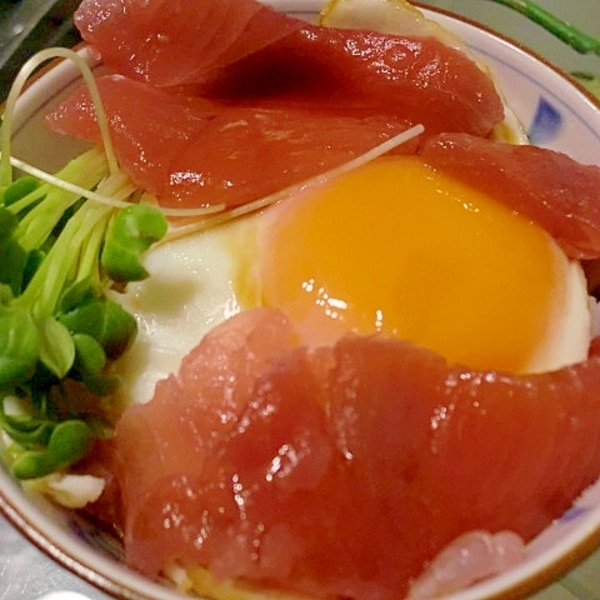 濃縮めんつゆで作る特製ダレがヤバい！出汁の旨味×ニンニクのパンチ力！「究極の目玉焼き丼」作ろう『あたらしい日日』こんな時代のニューノーマルな暮らし方。食と農、生活情報をお届けします