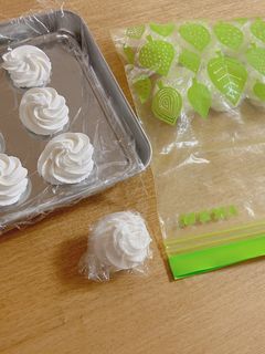 生クリーム開封後の賞味期限は？冷凍保存で賞味期限を延ばせる？ - スイーツ大陸