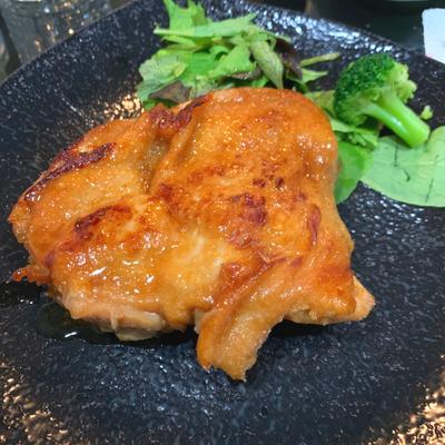 炊飯器で絶品サラダチキン🥬 ﻿ ﻿ @kaba_fitness さんの投稿をお借りしました❣️﻿ ﻿ ﻿ ﻿==================================﻿ 炊飯器で作る絶品サラダチキン！！！﻿==================================﻿ ﻿ 鶏胸肉と言えばパサパサのイメージがありますが、﻿ 本日は