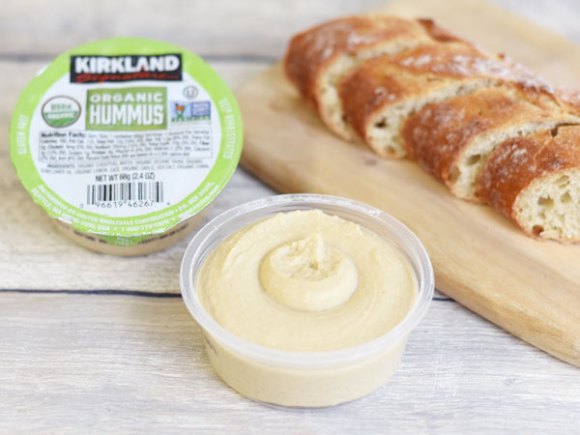 魔法のペースト！？コストコのフムスはパンや野菜が無限に食べられるちゃう万能調味料