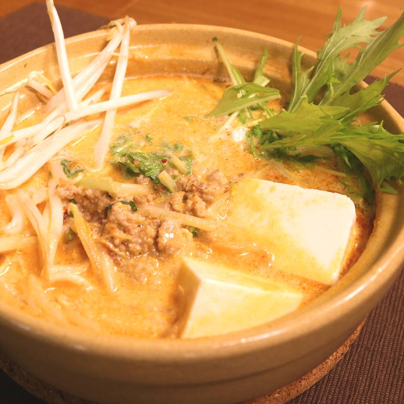 絶品「ごま坦々スープ」の基本レシピ。手軽に作れてコク旨