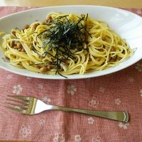 納豆ペペロンチーノのレシピ！ にんにく香る人気納豆パスタの作り方