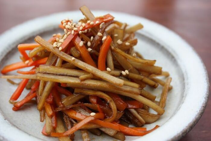 ごぼうの消費期限・賞味期限・保存方法 日持ちさせる方法 とは？ 冷蔵・冷凍・解凍方法を記載