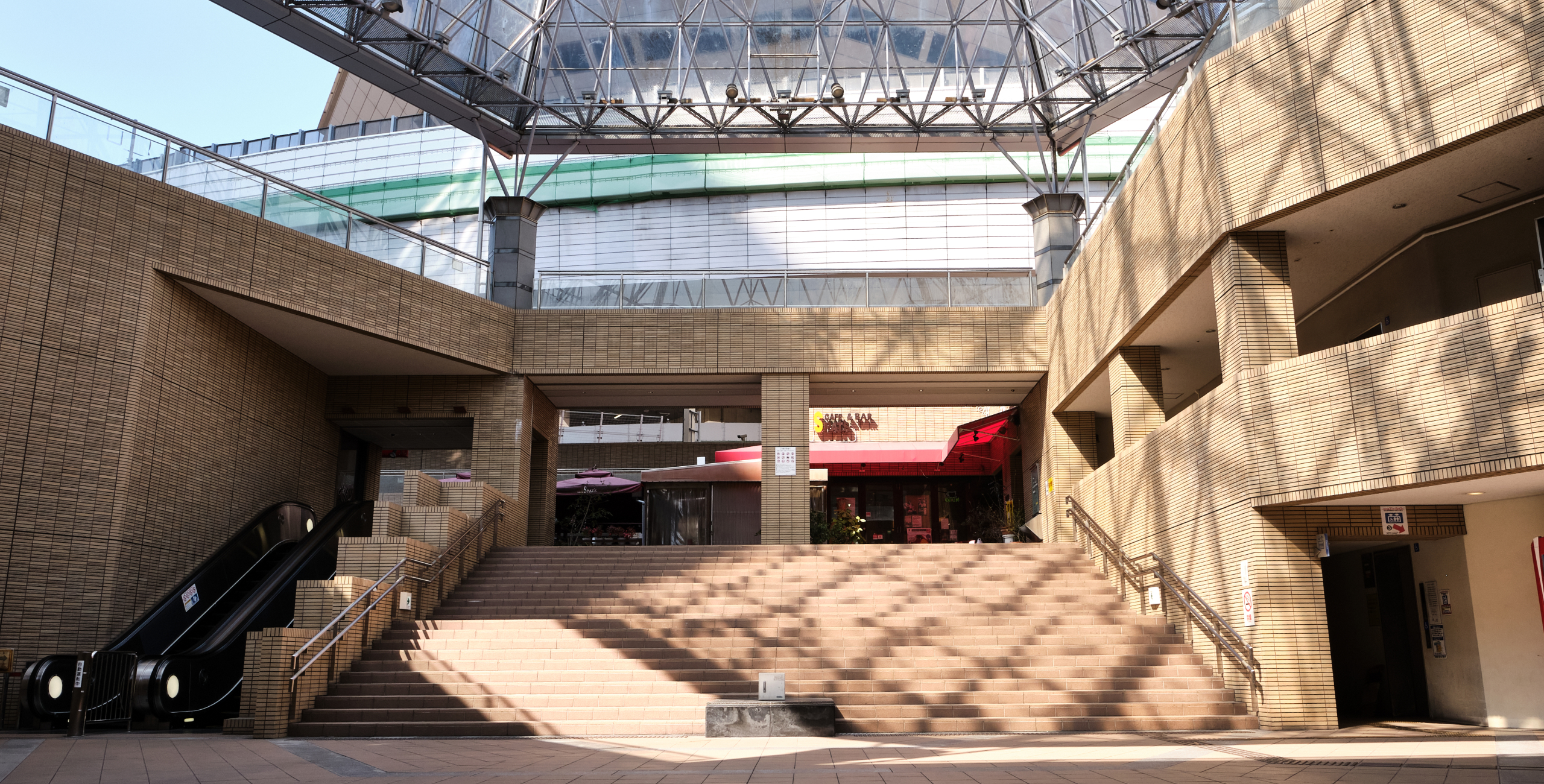 オープン半年記念イベント ワンコイン鶏白湯ラーメン祭を開催！RYUS Noodle Bar Tokyo Craftが、鶏白湯ラーメン 塩 をワンコインで提供＋トッピング永年パスポートをプレゼント！テレ東・ＢＳテレ東の読んで見て感じるメディア テレ東プラス