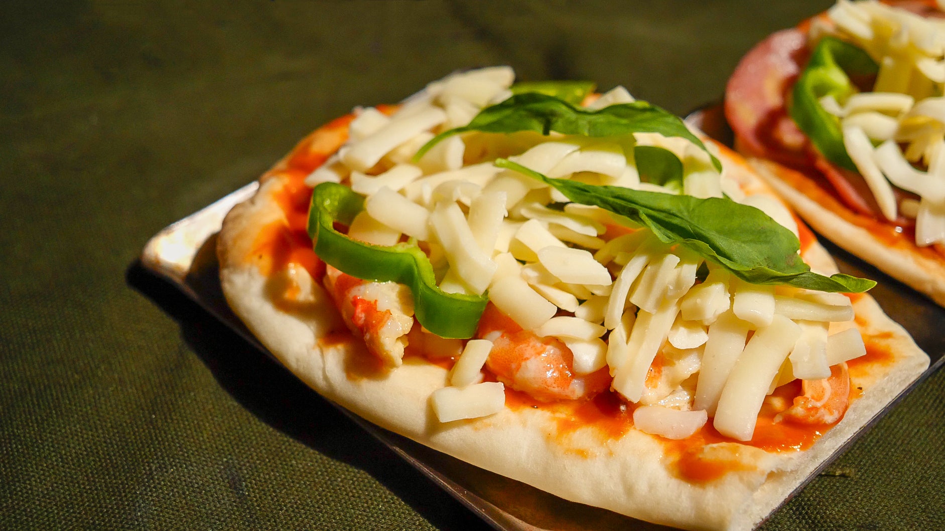 お洒落で美味しいキャンプ飯を作ろう！vol.33 ピザオーブンを使って本格ピザを作ってみよう！ Alpen Group Magazineアルペングループマガジン