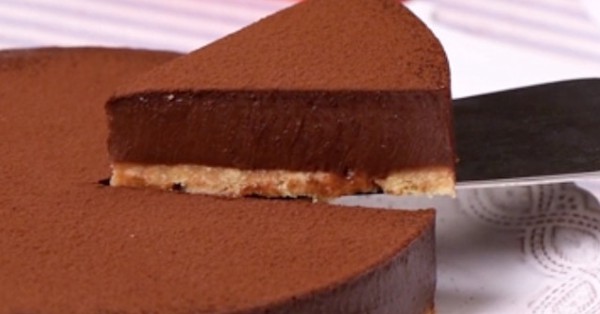 定番濃厚ガトーショコラ