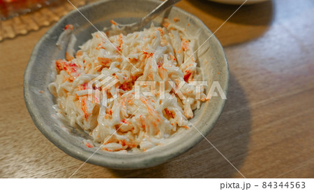 なにもないときのお助けレシピ！カニカマきゅうりのマヨネーズ和え