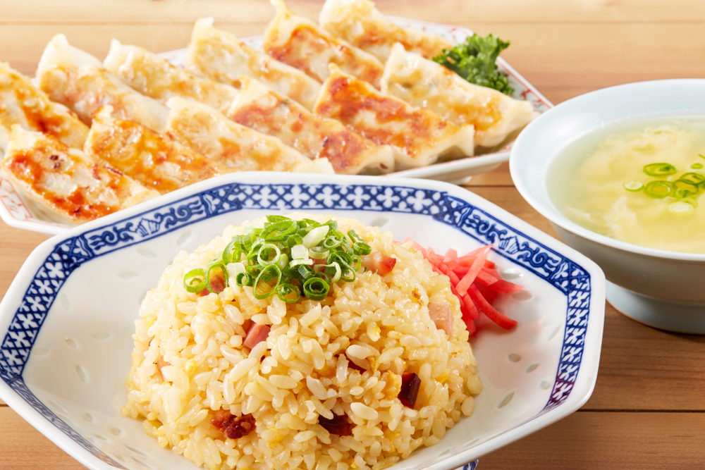 晩御飯のメニューに困ったらコレ！簡単レシピ72選☆献立の決め手になる和洋、肉魚、パスタなどジャンル別にご紹介暮らしニスタ