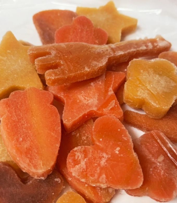 お弁当の彩りに♪飾り切り人参の麺つゆ味