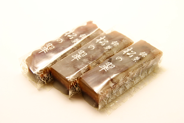 京都府京都市『京菓子司 紫野源水』の砂糖菓子「桜の有平糖」が美しすぎる。 : ｓａｖａ