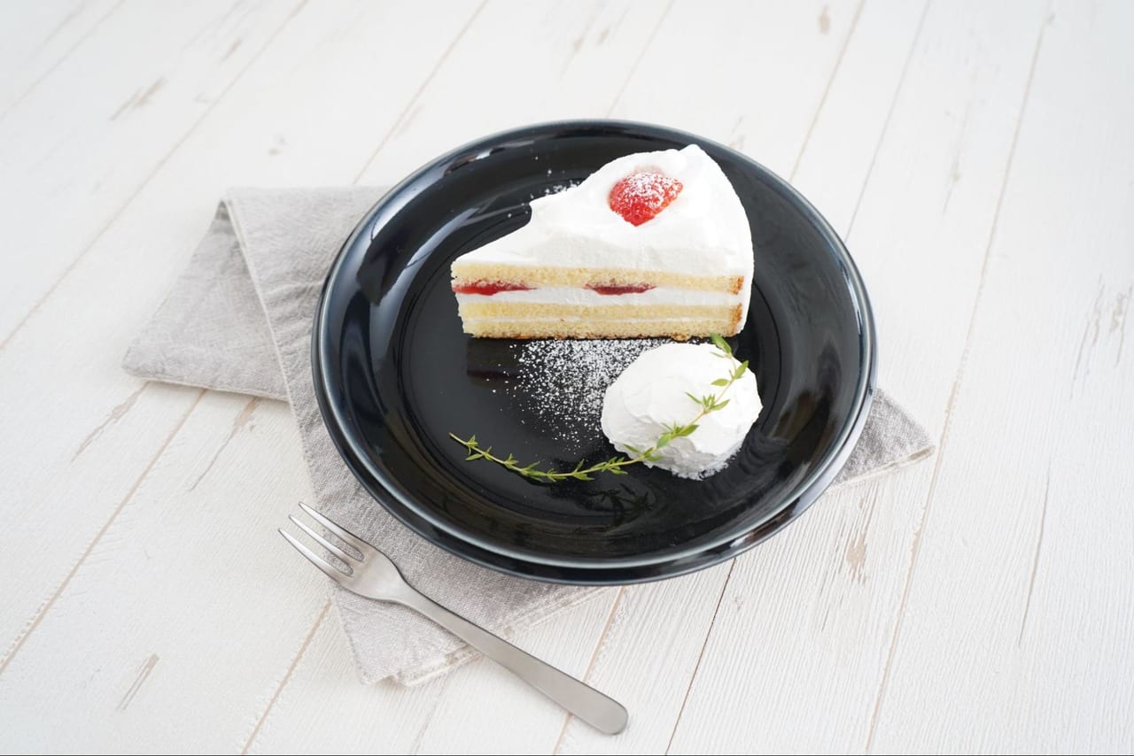 映えるいちごケーキ！シンプルで綺麗な盛り付け方をご紹介Cake.jp マガジン