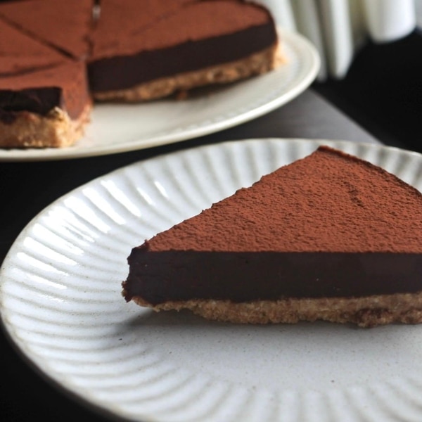 焼かない！とろける濃厚生チョコタルト