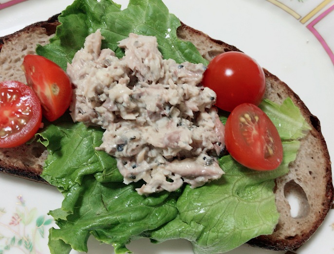 カルディのいぶりがっこタルタルの絶品ASMR