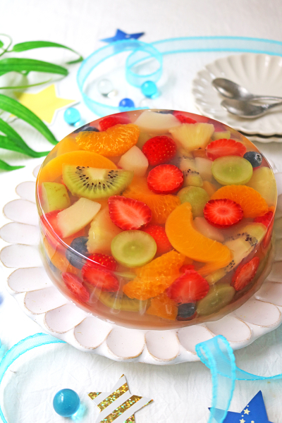 誕生日に レンジで！宝石箱ゼリーケーキ＊いちごが無い季節のケーキ
