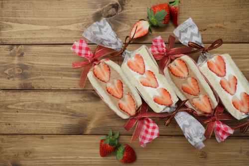 断面萌え～♬見て楽しい！食べておいしい！フルーツサンドの作り方 sana- エキスパート - Yahoo!ニュース