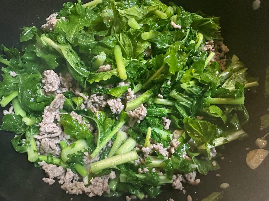 白菜だけで超簡単甘辛キムチ。粉唐辛子さえあれば作れる！ネギなしも美味しいカライチ