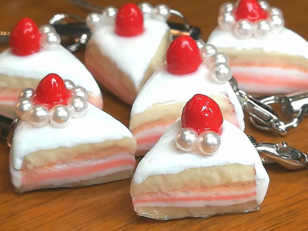 100均DIY★簡単工具なし★星ビーズのキーホルダー作り方♪プレゼントにも🎀DAISOStar Beads KeyHolder withoutusing pliers tutorial②