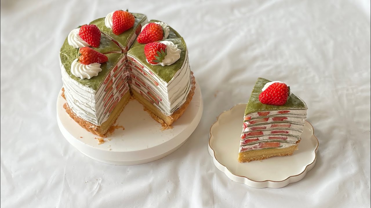 ミルフィーユの意味とは?英語じゃないってほんと?ミルクレープとの違いは何?意味・語源由来・違い・使い方をまとめたふむぺでぃあ