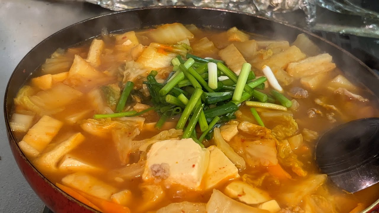 キムチ屋さんがキムチ鍋のしめに食べるおすすめ3品！！黄さんの手造りキムチ高麗食品