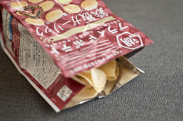 ダイソー で大人気！ ペンのようだけどこの謎の棒の正体は ？Oggi.jp