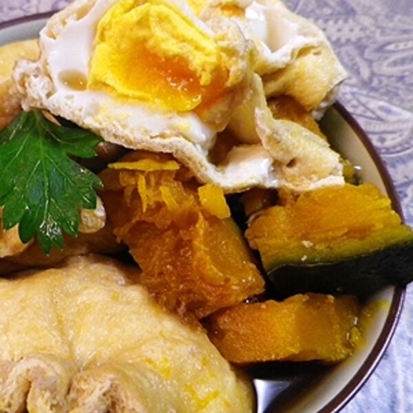 お出汁が染みて美味しい！卵巾着煮