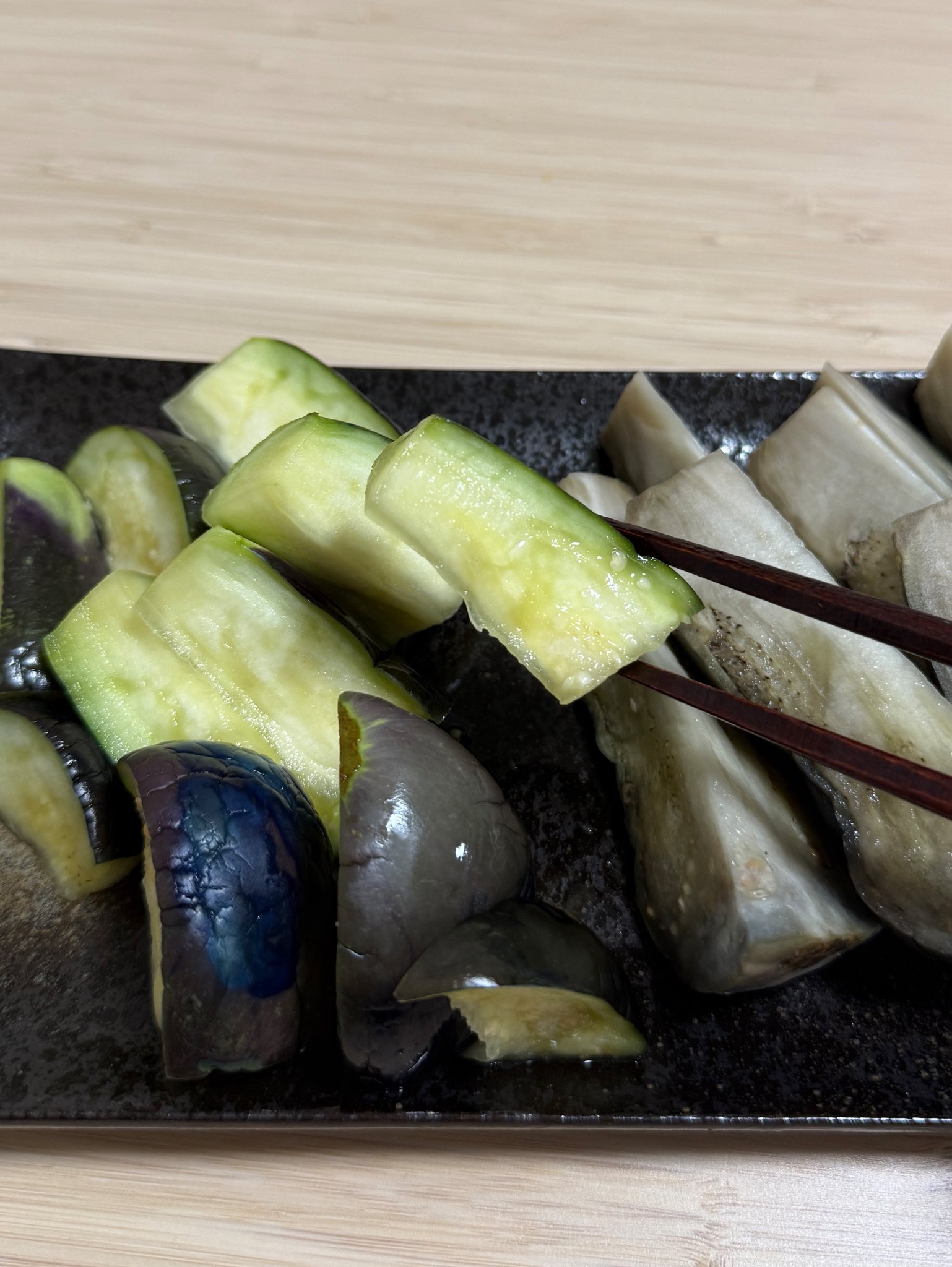 ✳︎今回のタイトル✳︎ ものすごく丁寧で素晴らしく美味しい定食お店の感想今日誕生日の人おめでとうハシダです 心斎橋にあるののかってお店のランチやねんけどハシダは800円の唐揚げ定食を頼んで まずこれで800円ってのも驚きやけど 何よりすごいのはその美味さ