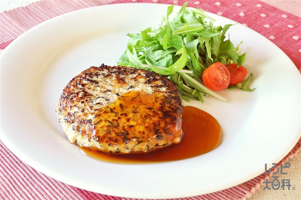 ひじき入り和風ハンバーグの献立 副菜：レンジ蒸しなす、汁物：ほたてと長ねぎのみそ汁 献立・メニュー 味の素パーク たべる楽しさを、もっと