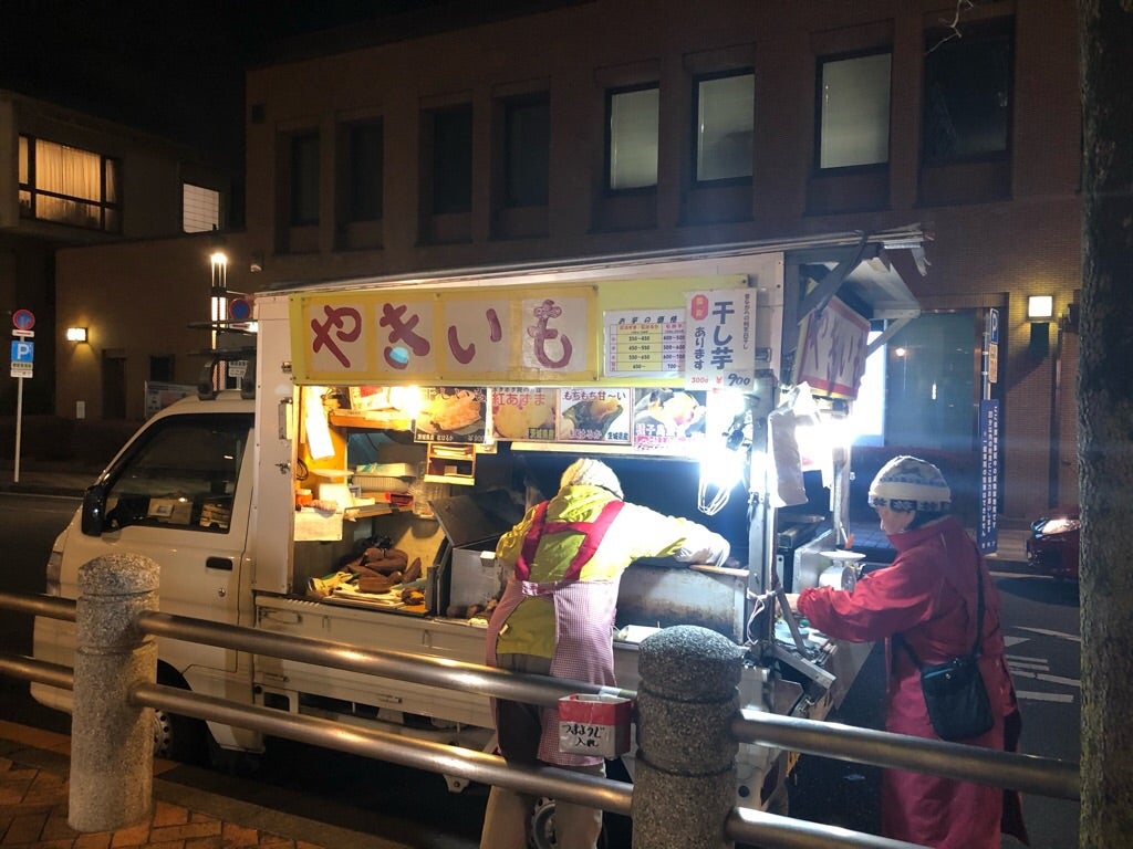 焼き芋のキッチンカー一覧モビマル