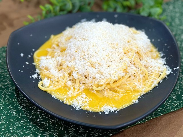 簡単！パルミジャーノレッジャーノのパスタ